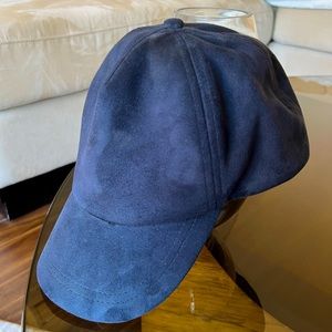Cute velvet baseball cap!